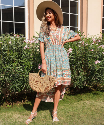 Classic Vintage & Enduringly Stylish Dress