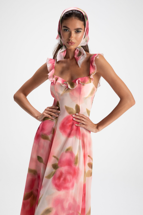 Beautifully Crafted Dress in a Classic Style