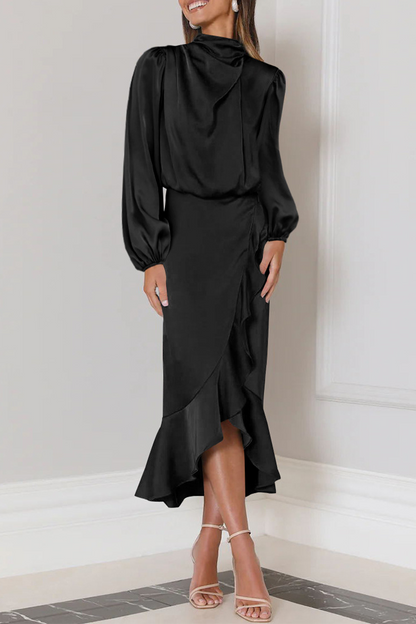 Beautifully Finished Dress in a Timeless Design