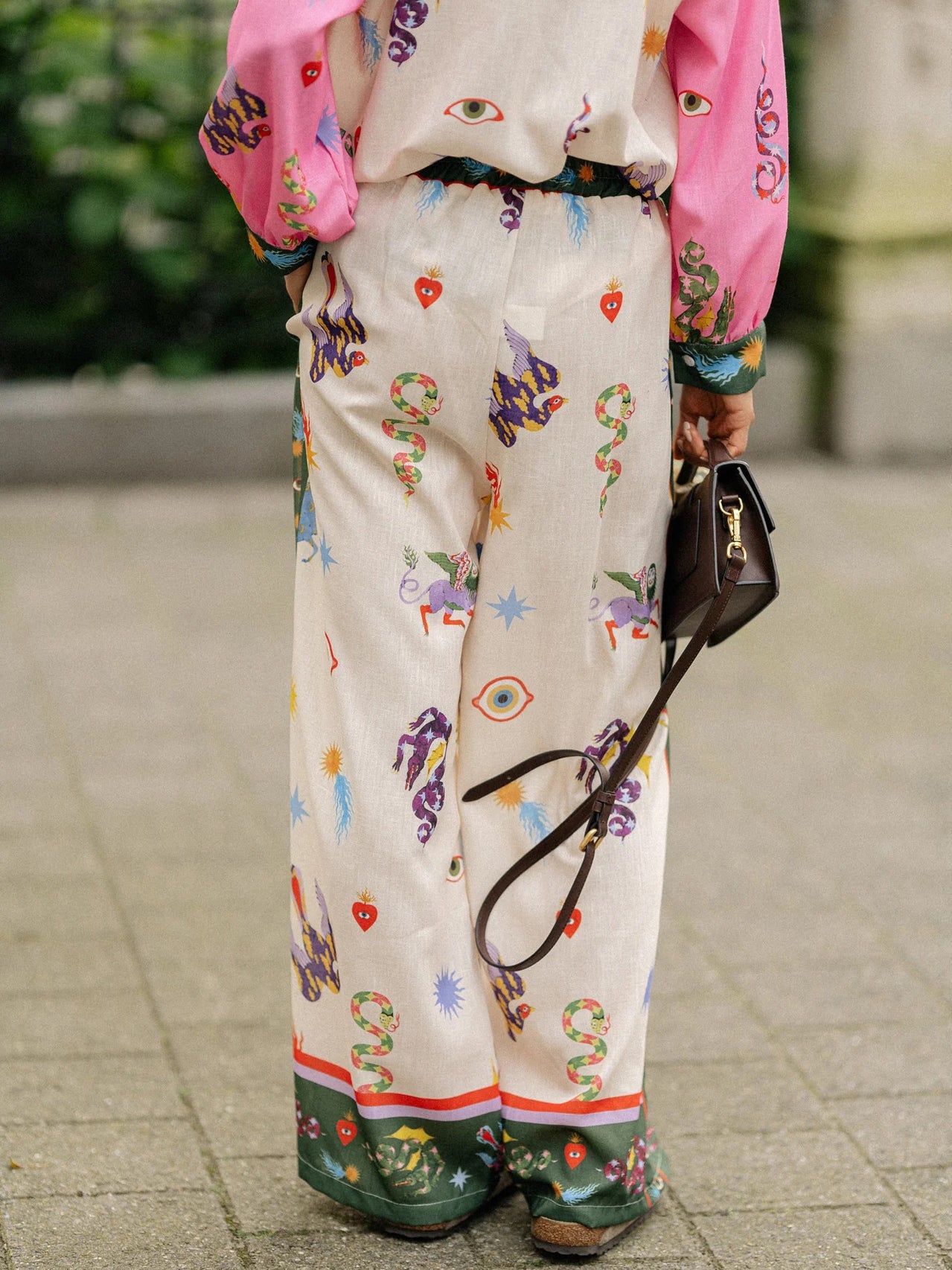 Elegantly Styled Pants for Everyday Wear