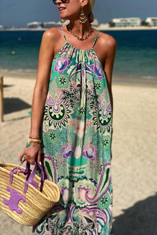 Classic Vintage & Enduringly Stylish Dress