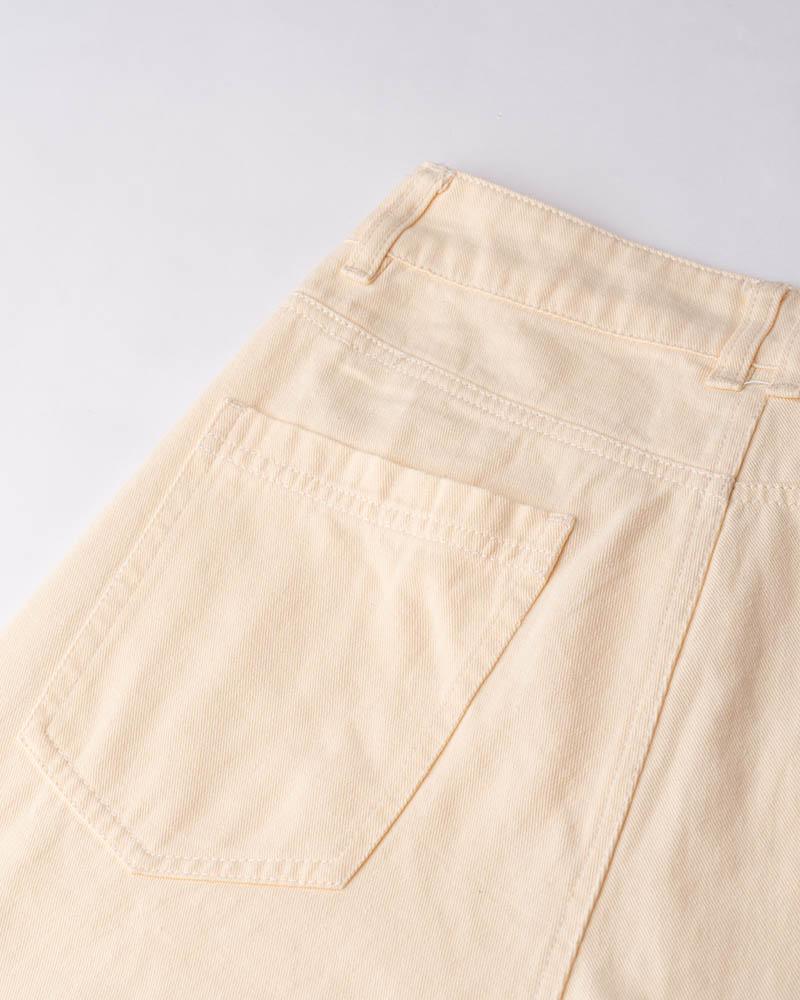 Gracefully Styled Pants for Any Occasion