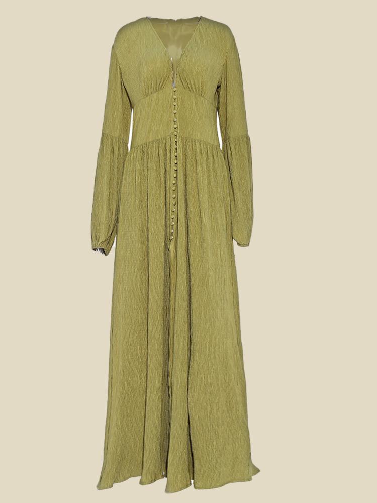 Beautifully Crafted Dress in a Classic Style
