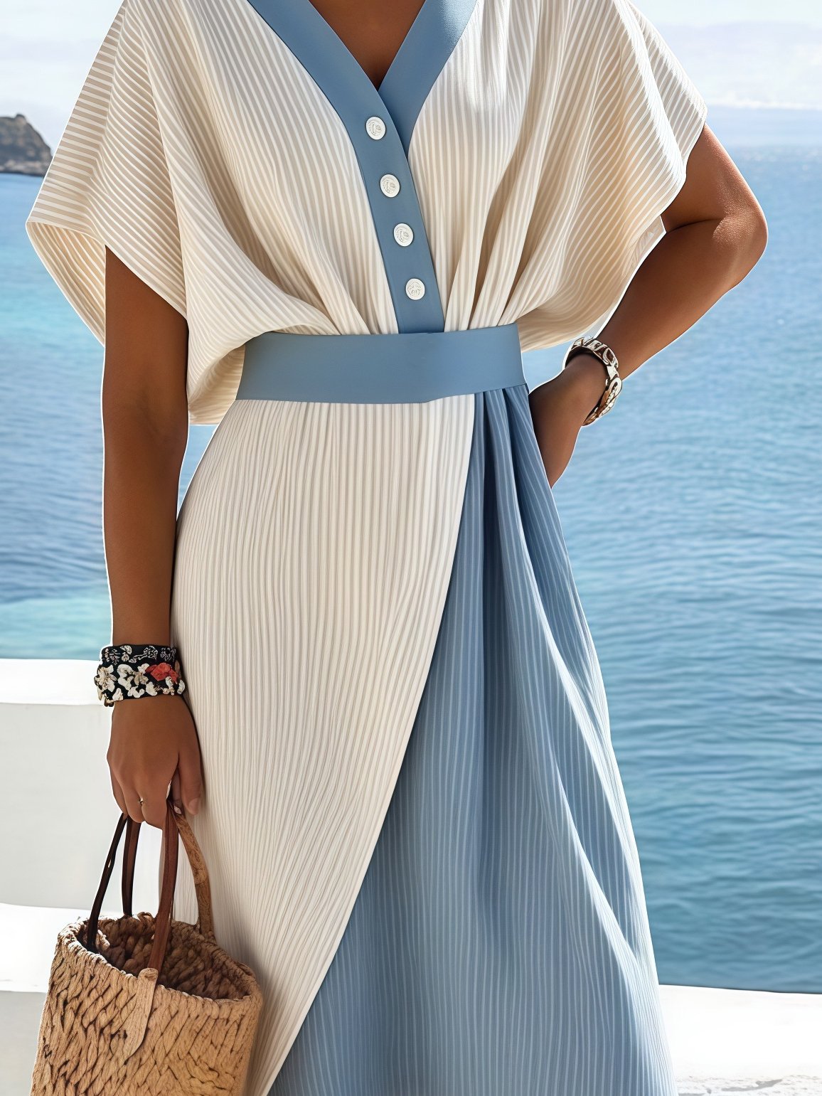 Effortlessly Elegant Dress with a Timeless Design
