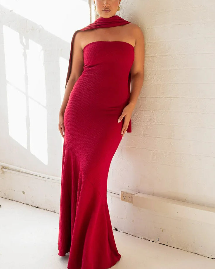 Effortlessly Elegant Dress with a Timeless Design