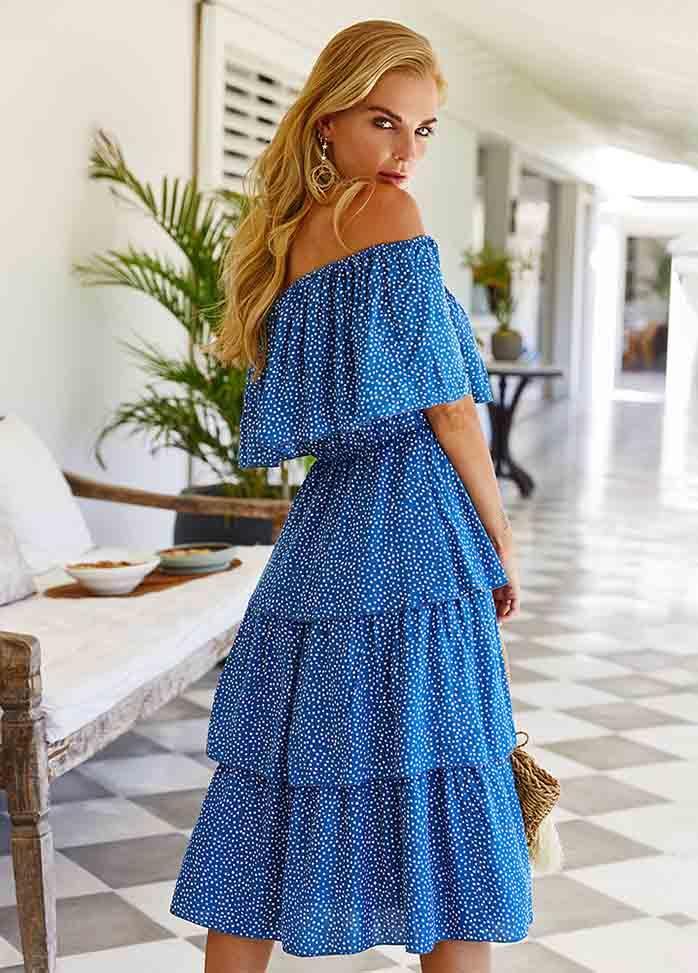 Classic Vintage Dress with a Flattering Fit