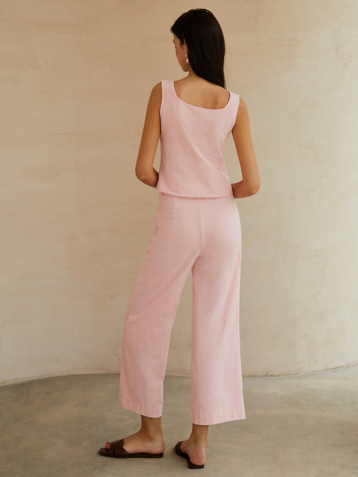 Beautifully Crafted Pants in a Classic Style