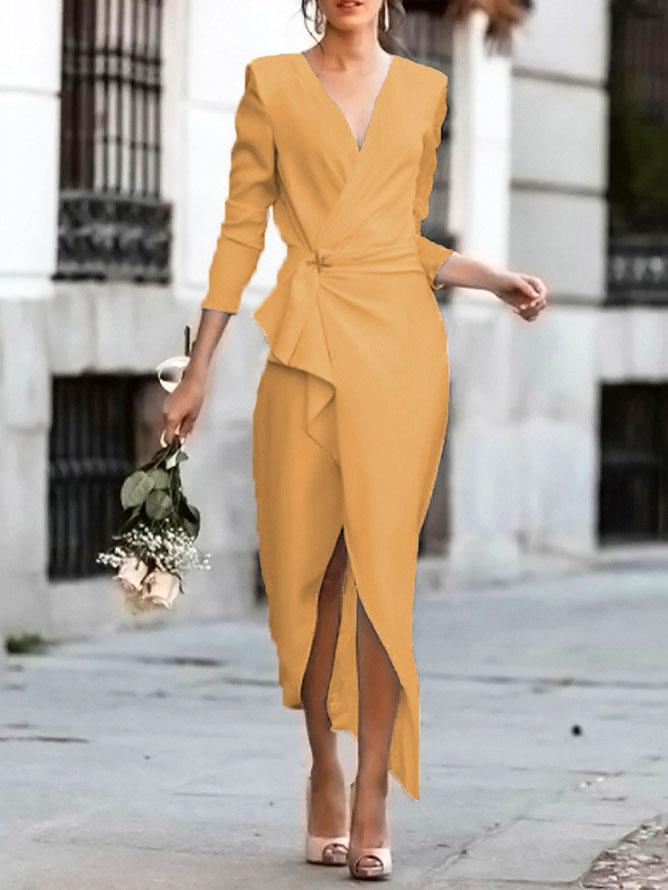 Gracefully Styled Dress for Any Occasion