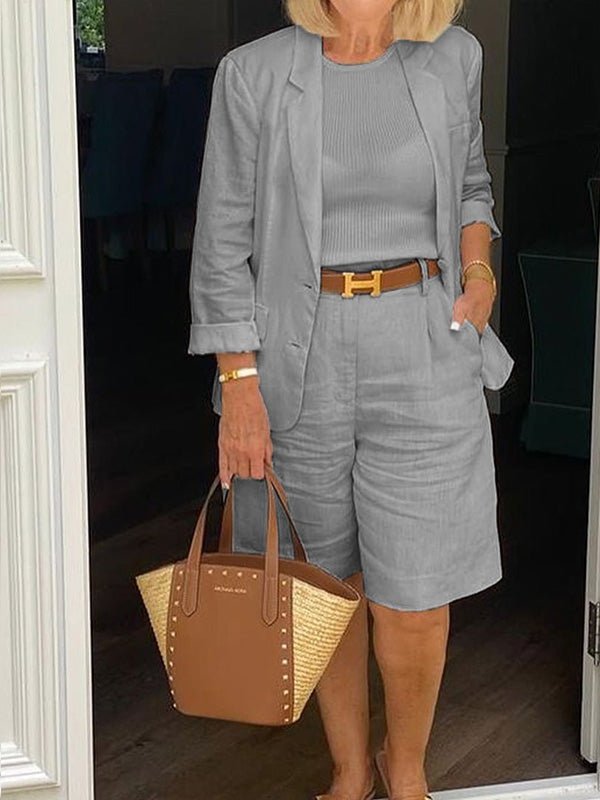Effortlessly Elegant Cardigan with a Timeless Design