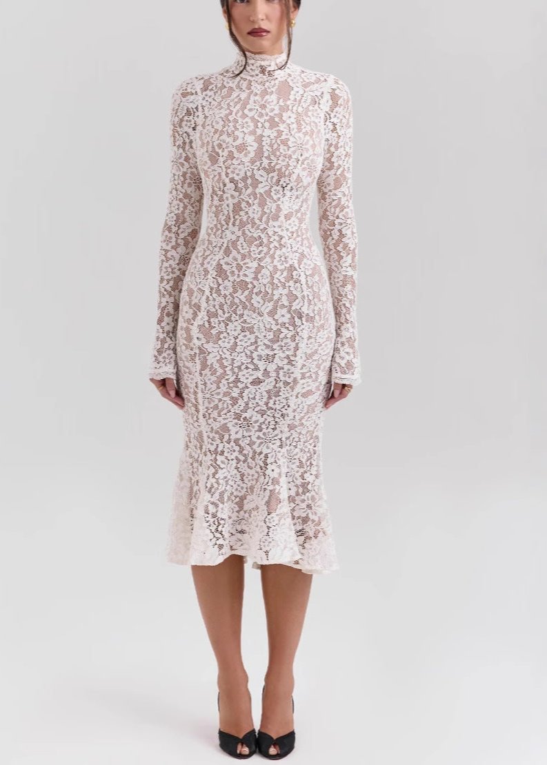 Beautifully Crafted Dress in a Classic Style