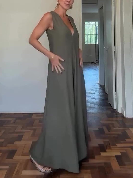 Well Tailored Garment with a Graceful Silhouette