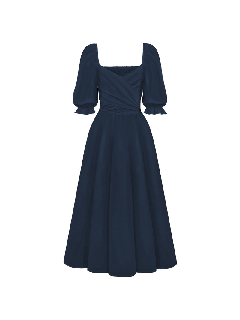Beautifully Finished Dress in a Timeless Design