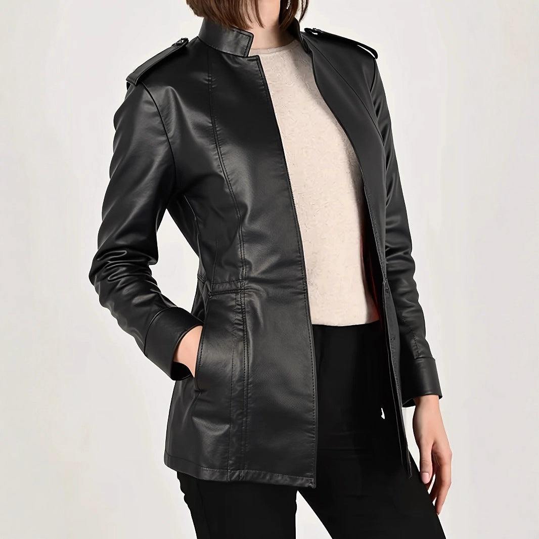Well Tailored Jacket with a Graceful Silhouette