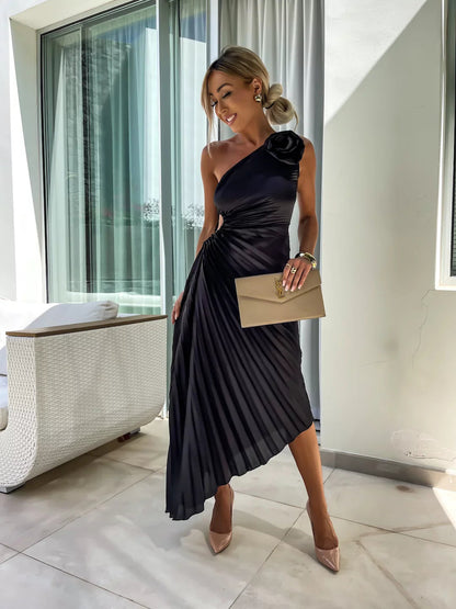 Classic Vintage & Enduringly Stylish Dress