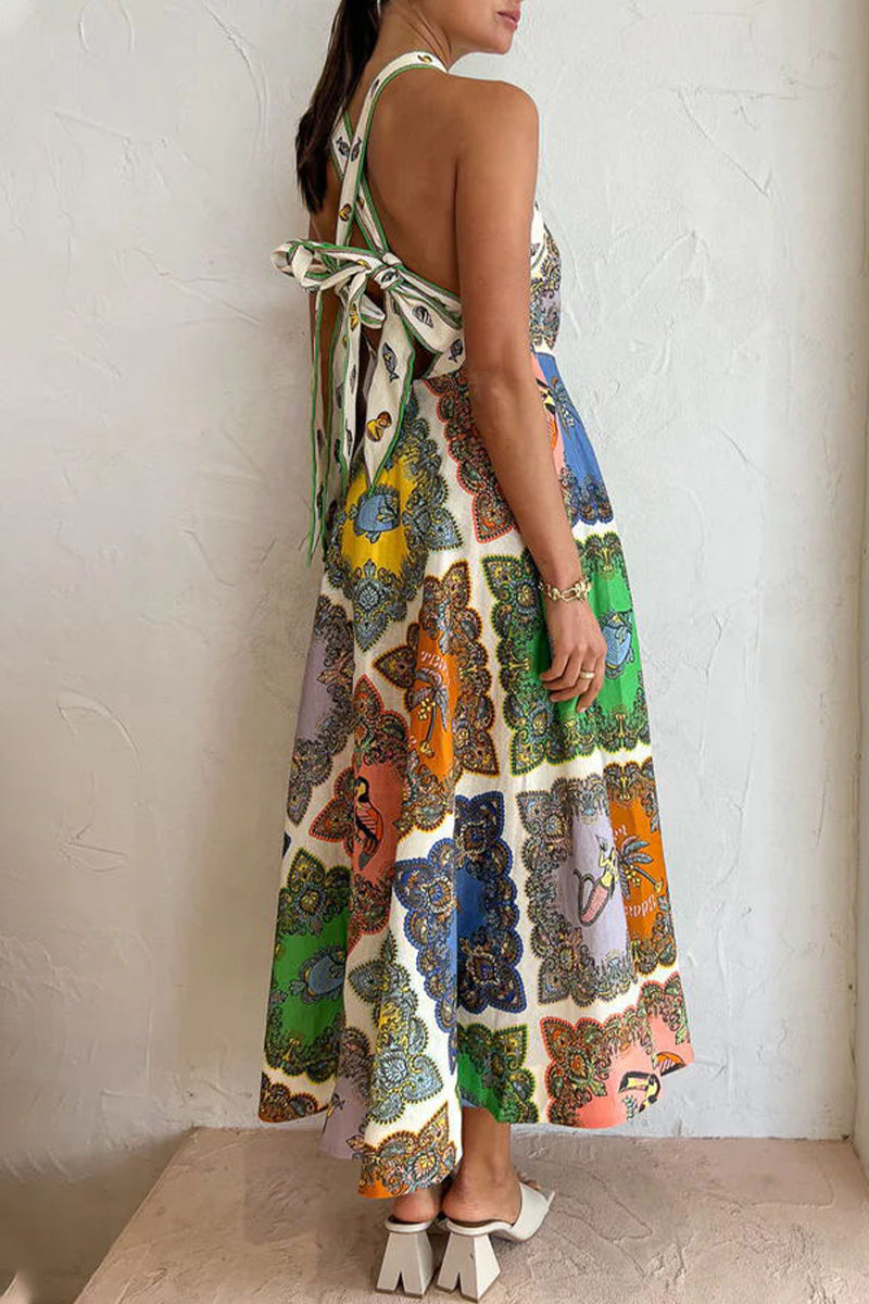 Classic Vintage Dress with a Flattering Fit