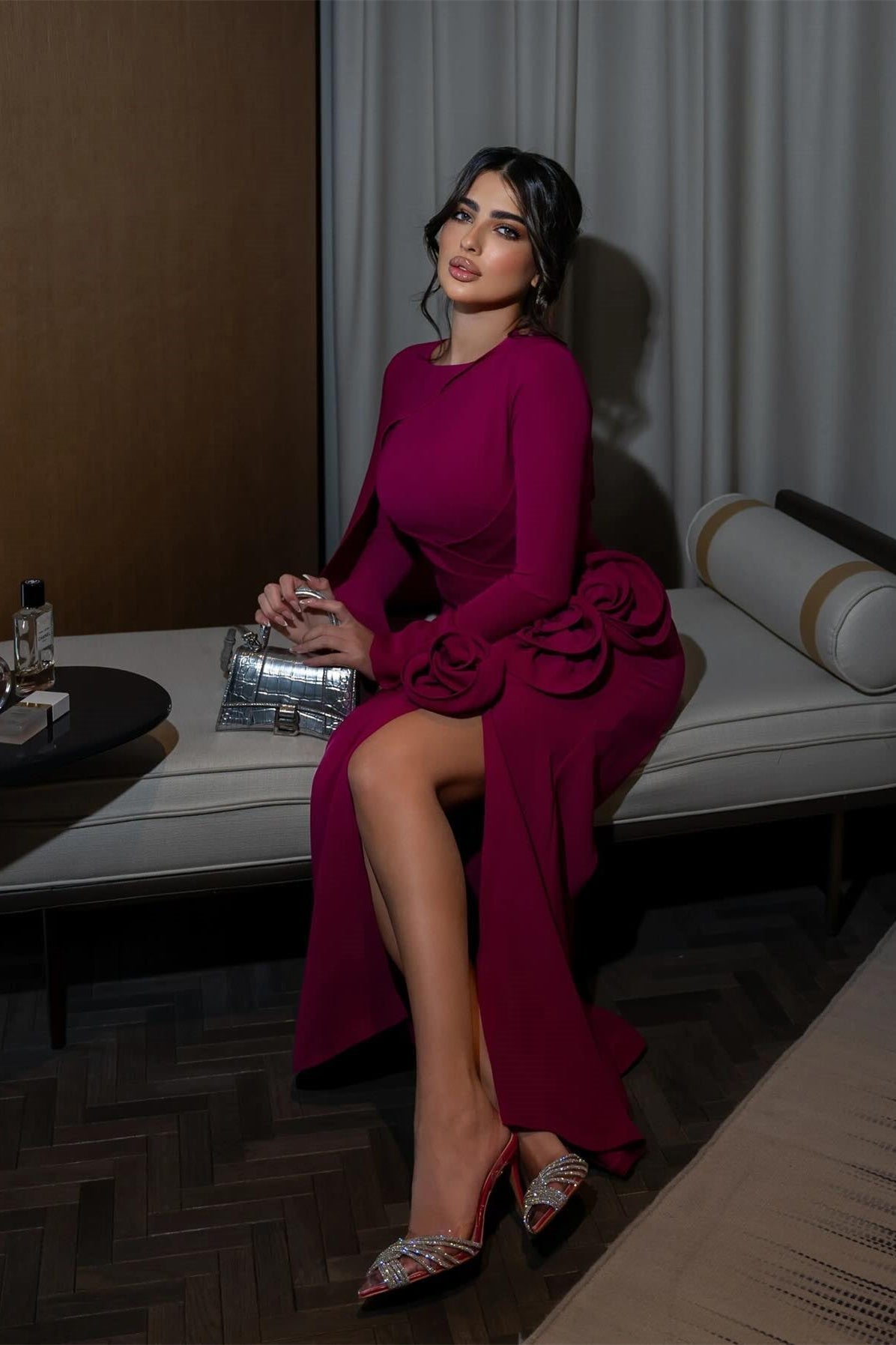 Beautifully Crafted Dress in a Classic Style