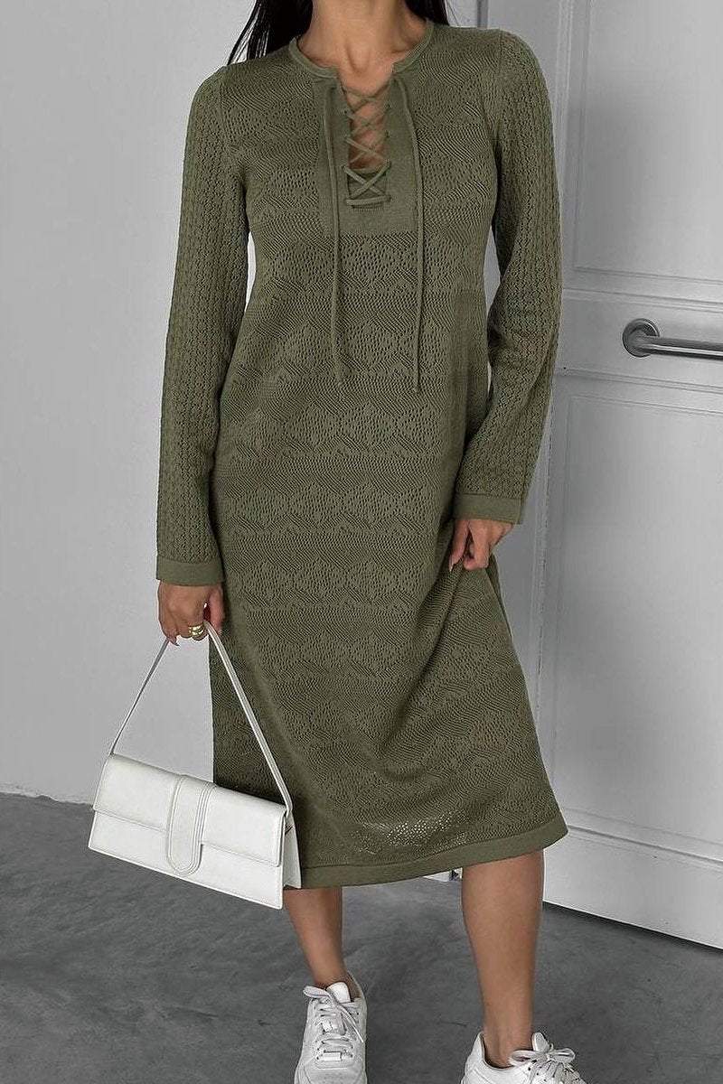 Well Tailored Dress with a Graceful Silhouette