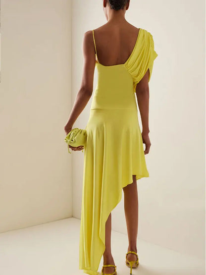 Beautifully Crafted Garment in a Classic Style