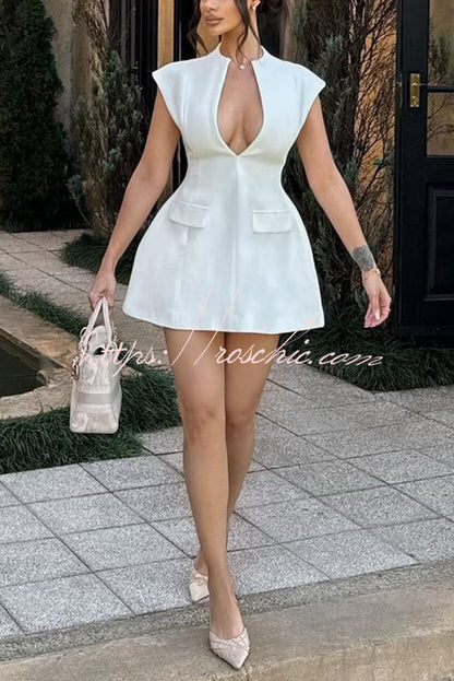 Classic Vintage Dress with a Flattering Fit