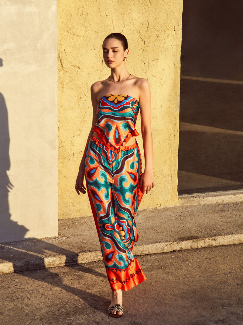 Sophisticated Pants with a Clean Classic Look