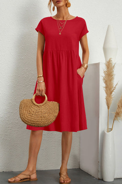 Well Tailored Dress with a Graceful Silhouette