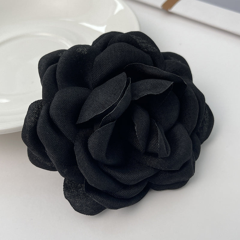 Effortlessly Elegant Garment with a Timeless Design