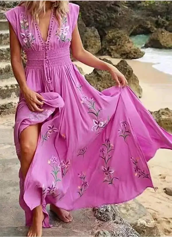 Classic Vintage & Enduringly Stylish Dress