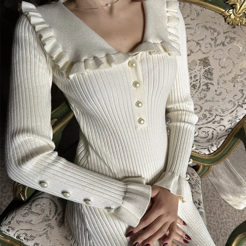 Classic Vintage Dress with a Flattering Fit