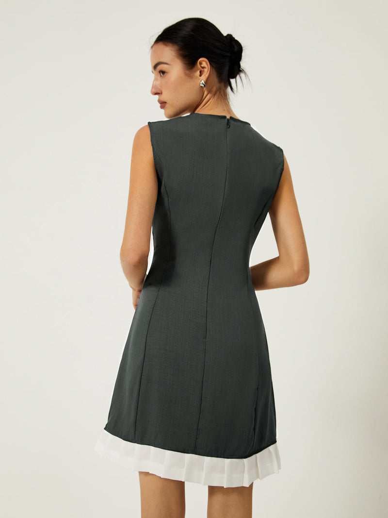 Effortlessly Elegant Dress with a Timeless Design