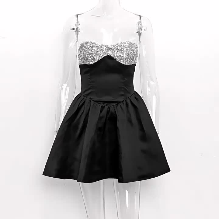 Sophisticated Dress with a Clean Classic Look