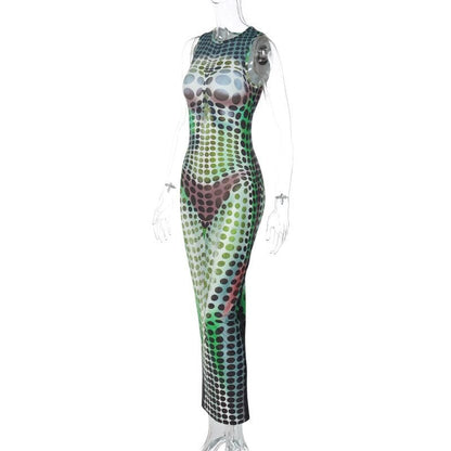 Well Tailored Dress with a Graceful Silhouette