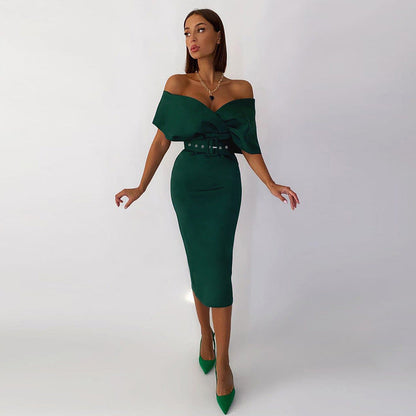Classic Vintage Dress with a Flattering Fit