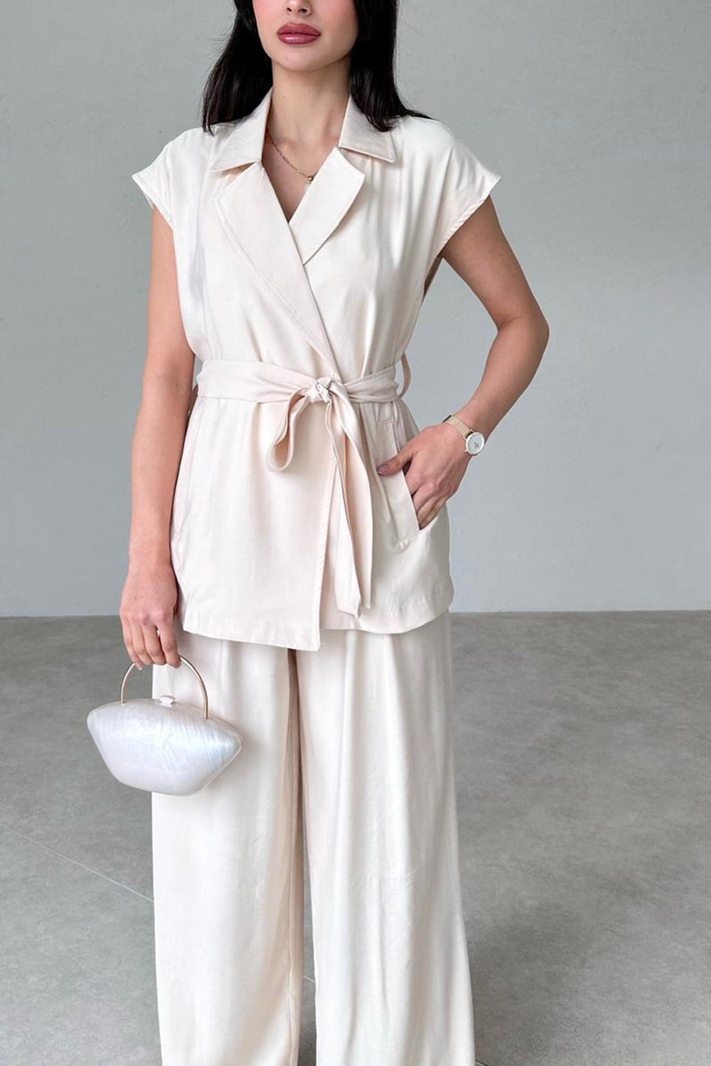 Classic Vintage Pants with a Flattering Fit