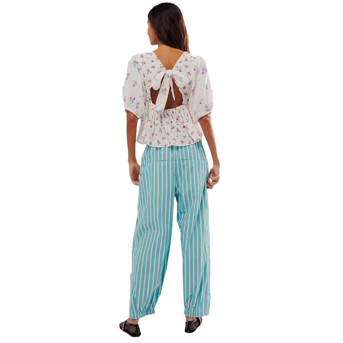 Classic Vintage Pants with a Flattering Fit