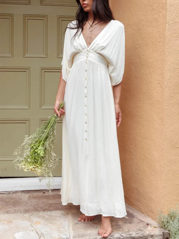 Sophisticated Dress with a Clean Classic Look