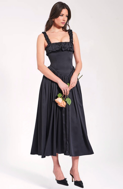 Classic Vintage Dress with a Flattering Fit