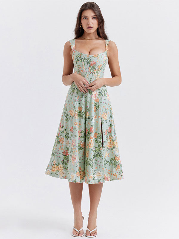 A Vintage Style Dress with Delicate Timeless Details