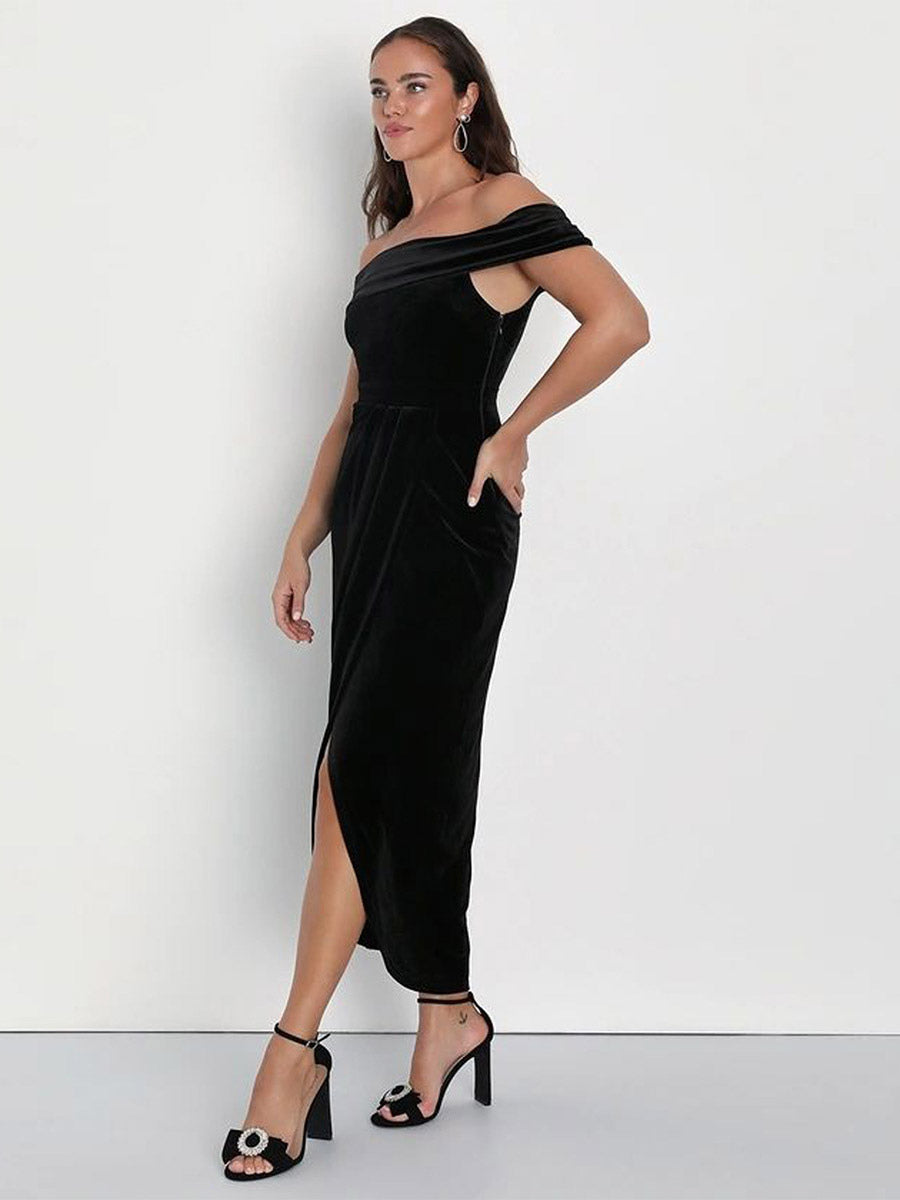 Sophisticated Dress with a Clean Classic Look