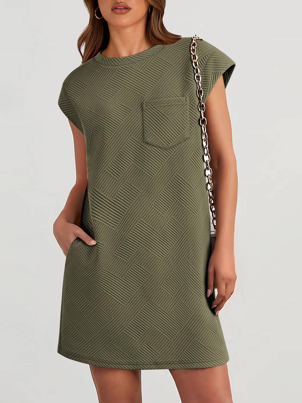 Classic Vintage Dress with a Flattering Fit