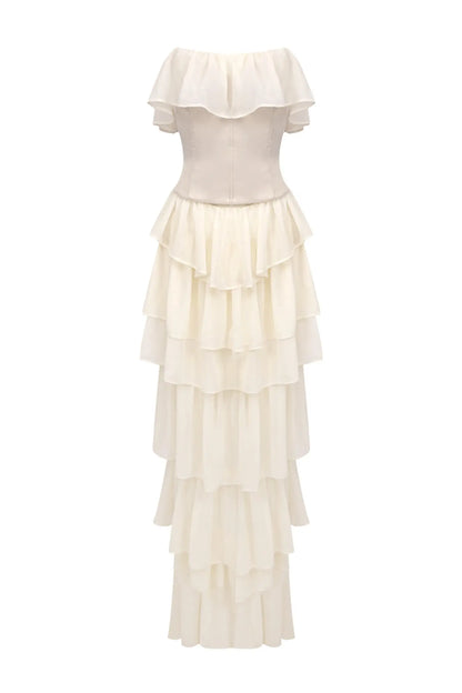 Effortlessly Elegant Dress with a Timeless Design