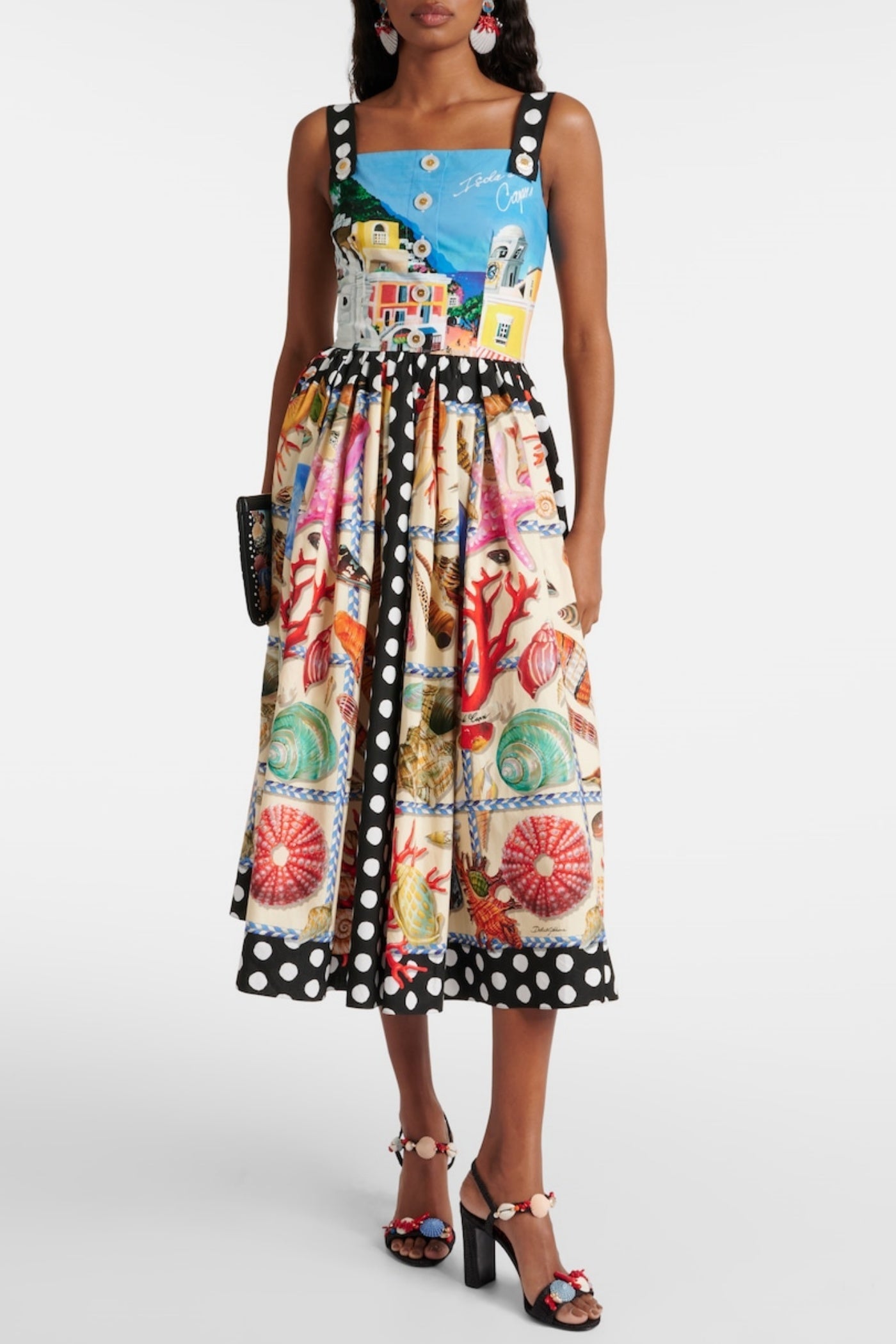 Beautifully Crafted Dress in a Classic Style