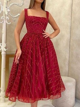 Gracefully Styled Dress for Any Occasion