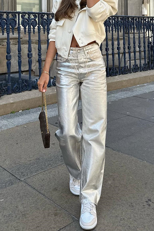 Classic Vintage Pants with a Flattering Fit