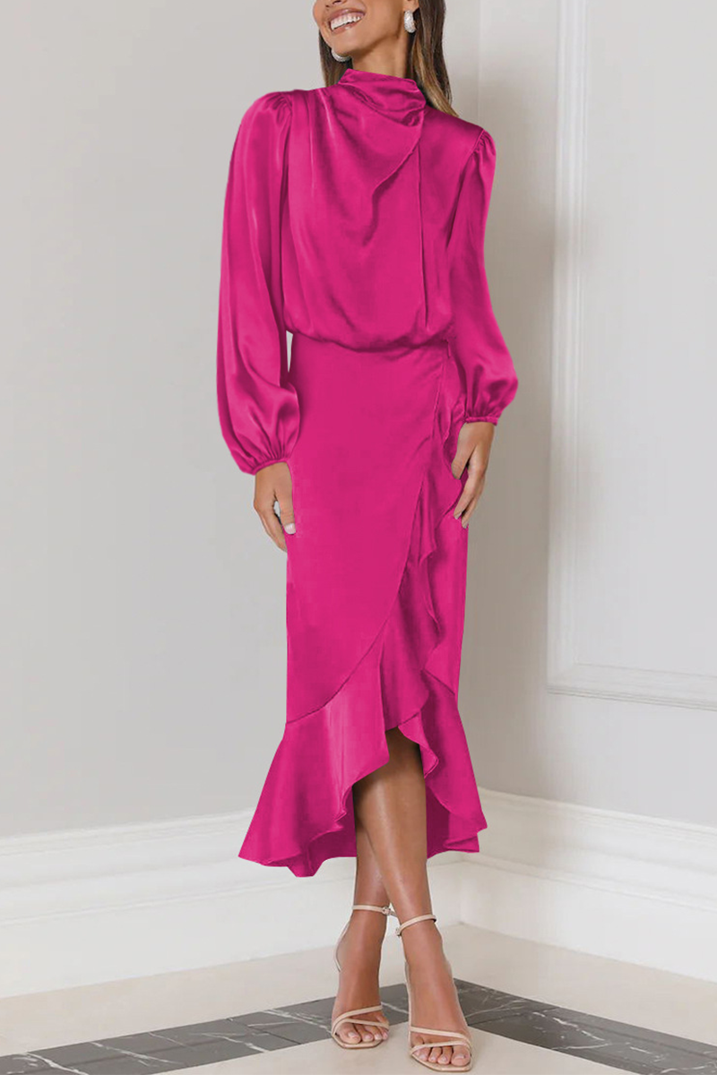 Beautifully Finished Dress in a Timeless Design