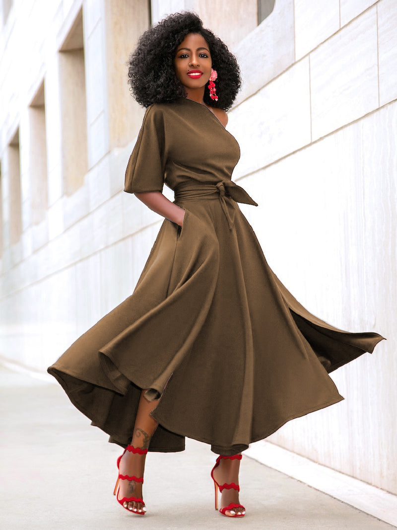Classic Vintage Dress with a Flattering Fit