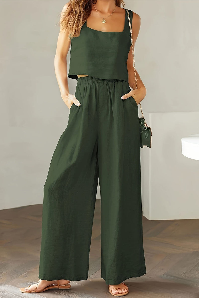 Well Tailored Pants with a Graceful Silhouette