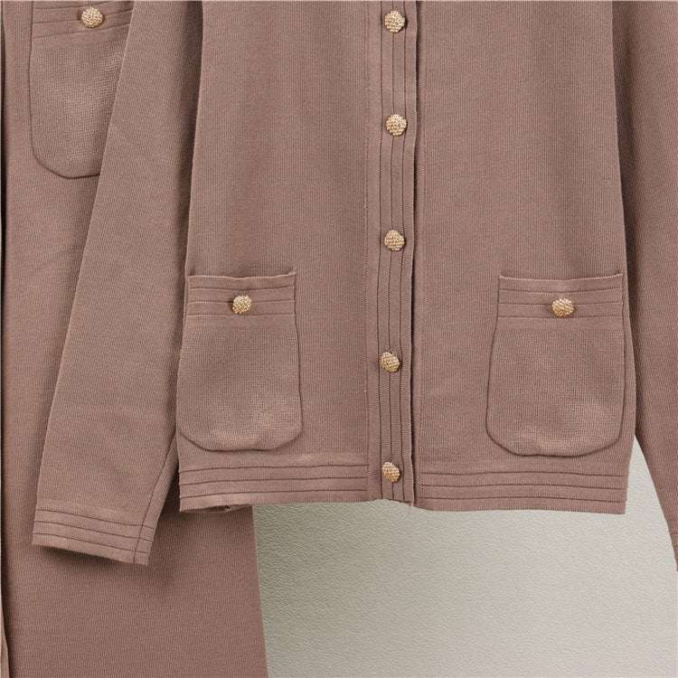 Gracefully Styled Cardigan for Any Occasion
