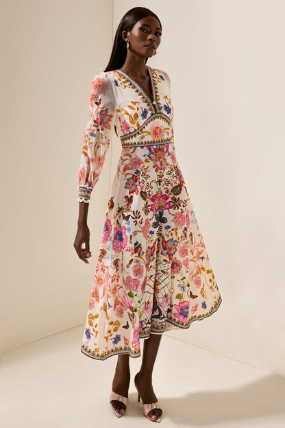 Elegantly Styled Dress for Everyday Wear