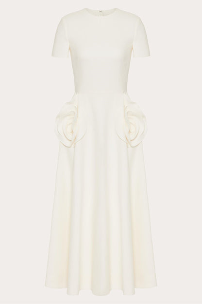 Classic Vintage Dress with a Flattering Fit