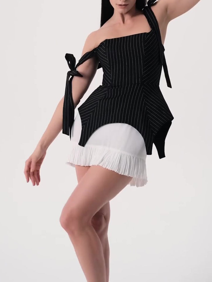 Beautifully Finished Top in a Timeless Design
